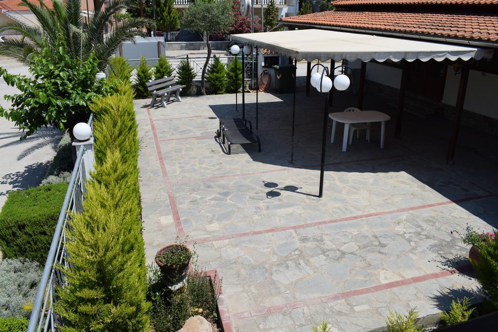 Ferienwohnung Menis Haus Vrasná Exterior foto