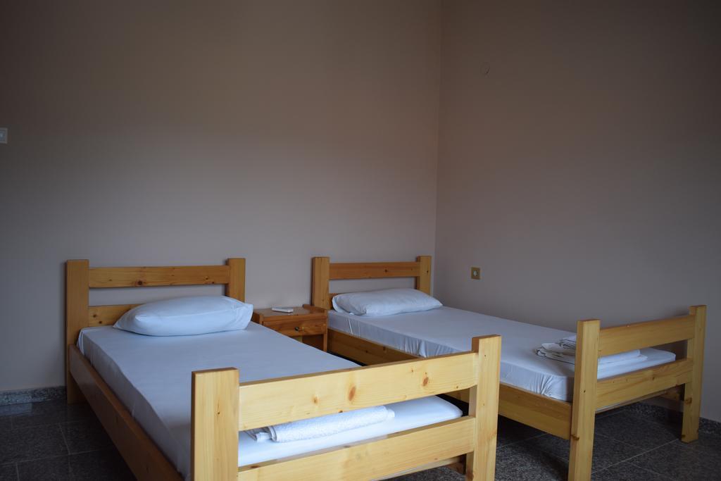 Ferienwohnung Menis Haus Vrasná Exterior foto