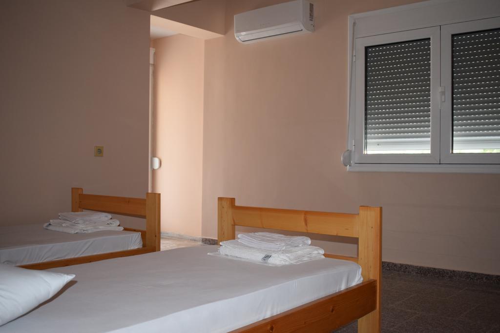Ferienwohnung Menis Haus Vrasná Exterior foto
